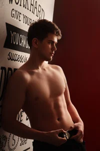 NickJohnas: Public ( фото)