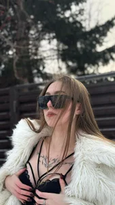 LilithSable Cold outside, need your hugs ❄️ Εικόνα