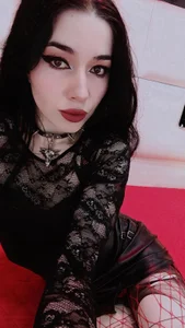 I would like to be the one who fills you with a lot of passion and lust 🥵 de alixxon1  8 photos