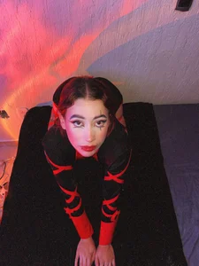 lia_moonelle1 Hallowen Pic 7