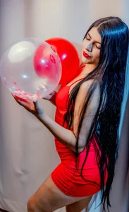 sophie_bonny Red pasion 🥵 Pic 5
