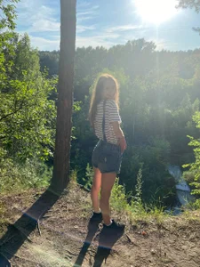 kaleriyaa_ I love summer sun and a lot of greenery🌻🎨 Fotka 2