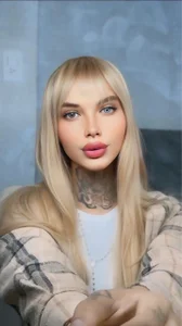 sasha_velvett1 Public Foto