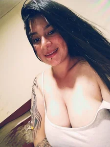 KELLYNEBETHM Public Kuva 3