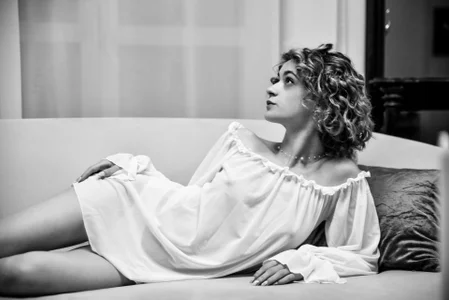 Curly_Moon love me hard and soft Pic 5