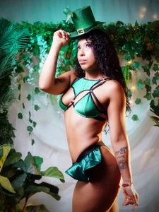 Akemirosse Shameless Lucky 🍀🥵 Pic