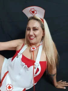 yayita_mature sexy nurse Immagine  8
