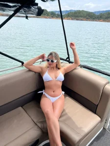 SaraParisi Guatape 💙 Pic 2