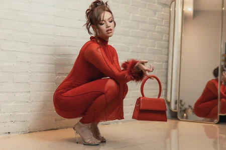 CorinneRusso 🍒La Femme Fatale🍒 Pic