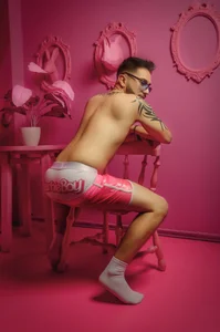 dave_wolf7Barbie boy 🤩图片 3