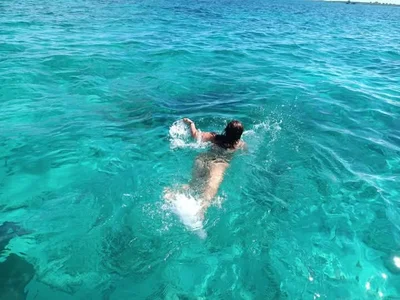 Nahiajhonson_ My Favorite Place... The Beach 🌊🐬 Pic 8