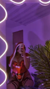 PEACHY_TAY 🎄💖 Foto 8