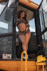 A delicious gift for you 🥵💦😈😈😈 de ADARHARAMIREZMD  photos