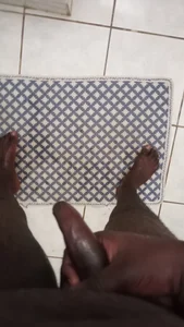 Jeanlaurent972 Ma bite noire non circoncis Pic 2