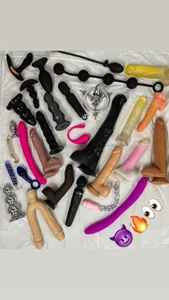 sweet_amalia4 the little things in my trunk 🙈👀 Fotka