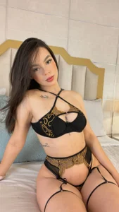 JullieBoo Jullie Black 🖤💫✨ Pic 3