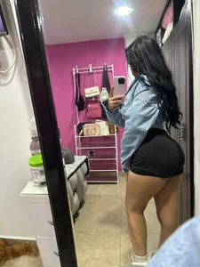 Miiaa_69 Public Foto 4