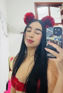 😘 od SiennaLorens  2 snímek