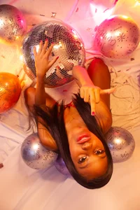 Let me blow out your candle de StormiHills Foto 3