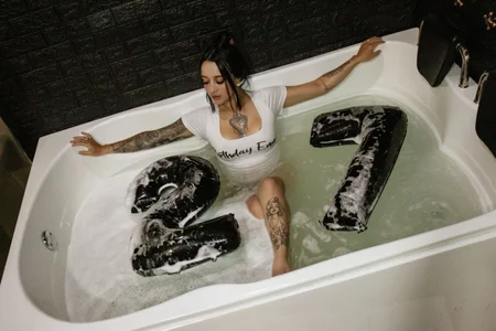 EmmyEvans1 happy Birthday to me 💖💖✨ Immagine 