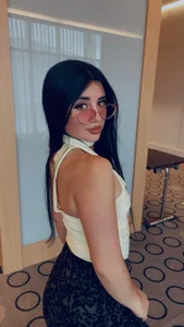 Susana_lee Your not ready to this sexy girl 🔥🔥🔥🔥 Or........... Pic 3