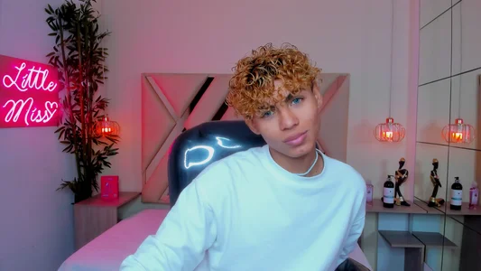 Anyelo_Twink How are you? صورة واحدة|Anyelo_Twink How are you? صورتان|Anyelo_Twink How are you?  صور|Anyelo_Twink How are you?  صورة