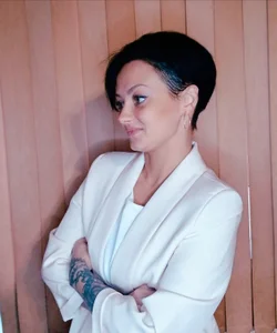 EhidnaLowq: Public ( 8 фото)