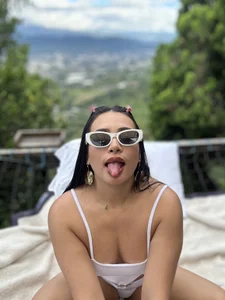 AlessFiore Aless is happy here😍 Pic 4