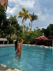 NicoleHaley A magic day 🌺 Pic 2