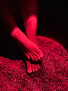 Khenta_Michells my pretty feet 🌈😇💦 Foto 4