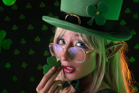 Green as Luck de Cloe_Leee  4 Imagens