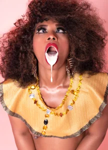 angel_dthroatt A LITTLE ME Foto 2