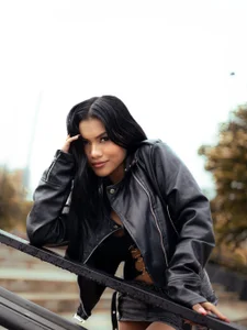 MeiJing: A Little Dangerous💥🖤 ( фото)