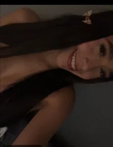 Emily_Porsche Public Pic