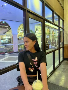 Anggeh_Slut Public Billede 3