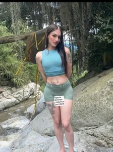 Playwithlulut_777 Public 圖片 3