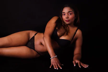 cataleya_ebony_ I promise to make you wet 😈🔥 Immagine  5