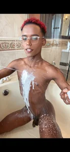 IamAndrey Public  5টি ছবি