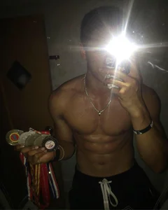 YeuphunuokのYêuの 4枚の写真