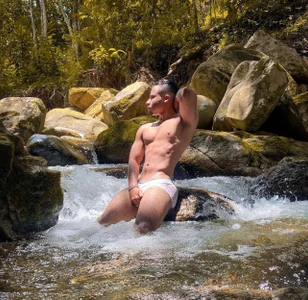 Public de tyagofdef  2 photos