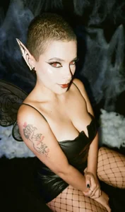 AnaChernova Pretty face. Dark soul. Dangerous attitude. 🕷️ Pic