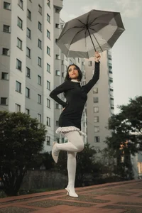 ELEGANT AND URBAN od ValeriaVelvet  2 snímek