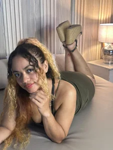 CurlyMamii 🔥 Your naughty girl! - {count, plural, one {תמונה אחת} two {שתי תמונות} many {# תמונות} other {# תמונות}}