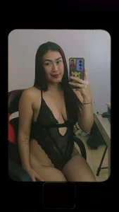 tiffany_melendez coqueta  снимка