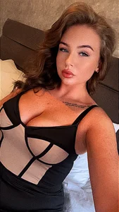 RubyMonroees XXX nøgenfoto 9