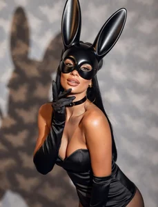 EllaaLuxのBlack sexy Bunny🐇の 5枚の写真