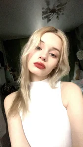 ReneaGilley Public  5. fénykép