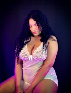 elena_wolff Play of lights... and curves.🔥 Pic 6
