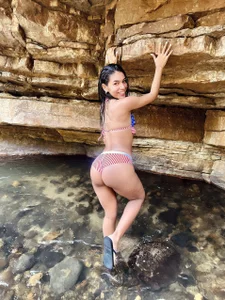 kharelys_777 We immerse ourselves in the water!🥵😳✨ Foto 3