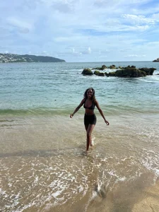 SARA_COLLIINS_ Love to know the beach ♥ Immagine  4